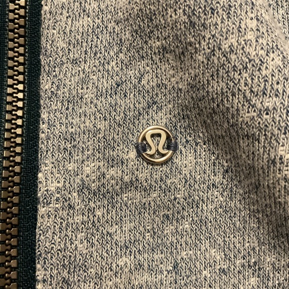 Lululemon in the Loop Hooded Poncho Front Zip Heathered Blue - Picture 6 of 9